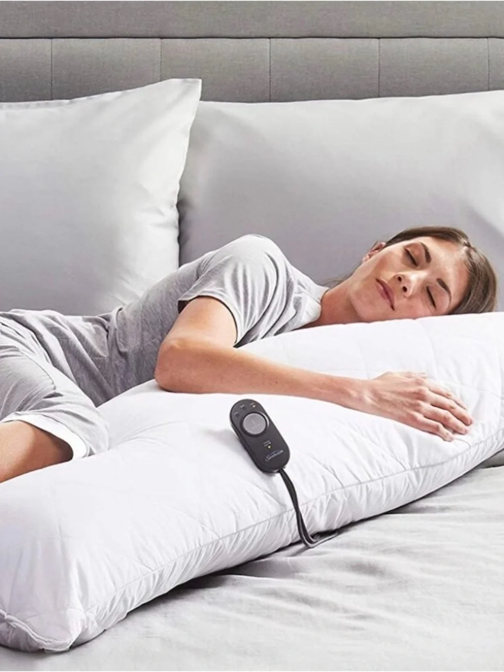Sunbeam 54 Inch Heated Body Pillow with Temperature Controller - White NWT